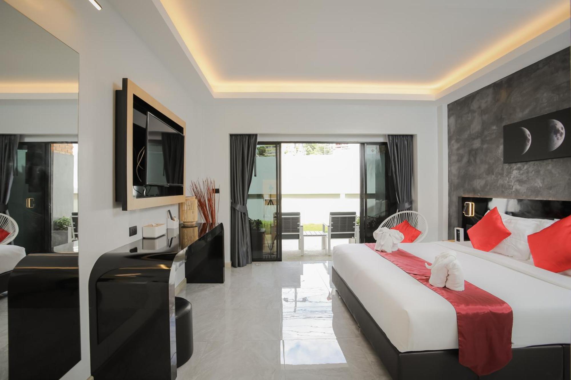 Etk Patong Resort Exterior photo